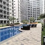 Staycation At Shore 2 Residences Tower 2