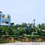 Spacious 1Br 5Min Walk To Ayalamall Clvlf At The Celandine