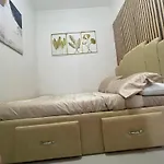 Elite King Comfort Stay Hotel Apartment - Near Manila Airport