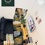 2 Bedroom And Bathroom Staycation Condo In Mandaluyong City Near Boni Mrt With Wifi And Karaoke And Pool