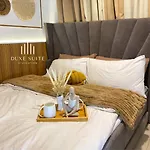 Duxe Suite8 Near Moa & Naia Airport Wifi Netflix