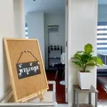 Tres Palmas 2Br Unit Taguig Self-Check-In & Wi-Fi