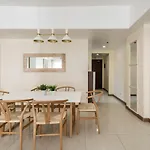Minimalist Haven 3Br Unit At Mckinley Hill