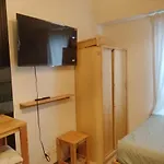 Cozy Wooden Design Studio Condo Unit At Studio 7 Edsa