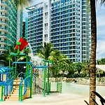 Escape Haven Azure - Rio East