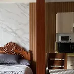 The Garden Heights Condominium
