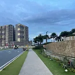 Lovely 1Br Near Solaire, Okada I 5Mins To Airport