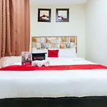 Reddoorz @ University Belt Manila
