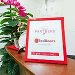 Reddoorz @ Vicente Street Espana Manila