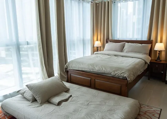 A2J Luxury Uptown 3Br Suite Near Uptown Mall