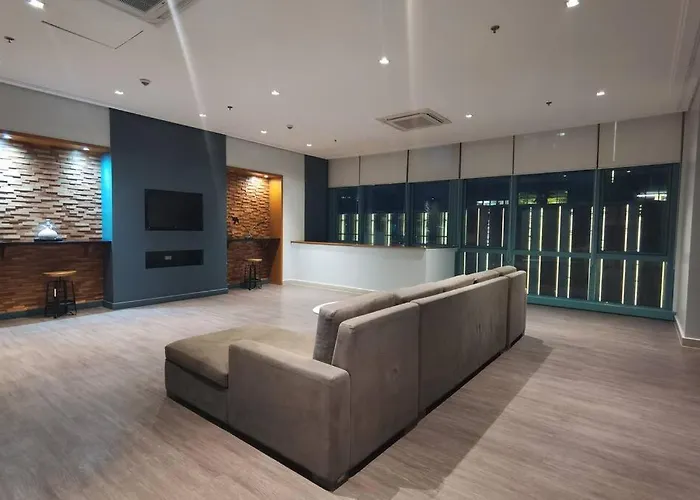 One Uptown 2-Bed 1Br W/Xbox, Netflix In Bgc