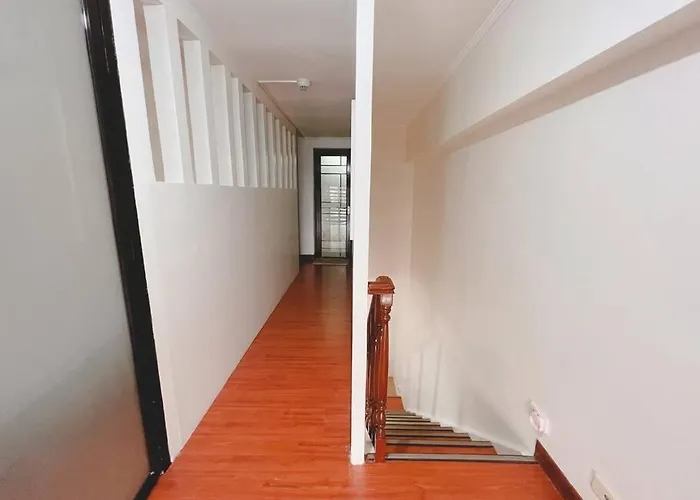 2Br Spacious Loft In Qc, Short Walk To M Place