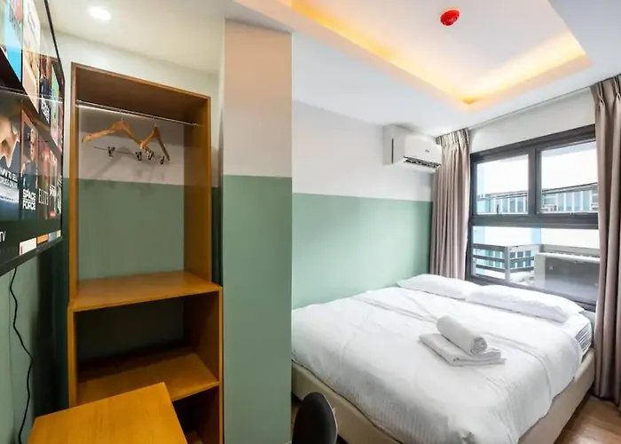 St. Marvin Studio Makati M502