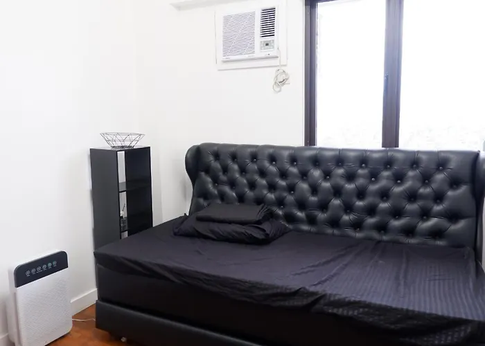 2Br Near Bgc & Makati. Karaoke, Netflix, Amazon Prime