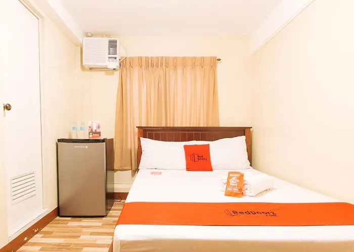 Reddoorz Near Pnr Espana Station