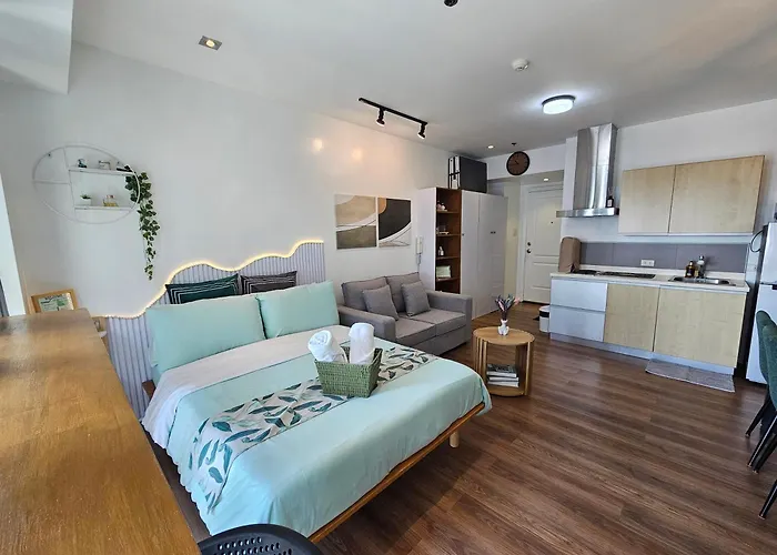 Soho Central Condo In Front Of Edsa Shangri-La Mall - Lil Olive\'S Spot