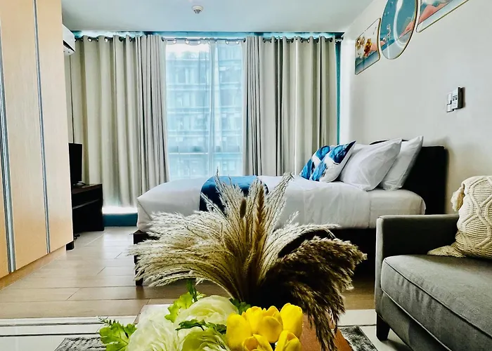 Bgc Luxury Condo - Pool, Wi-Fi, City View - Suite 29
