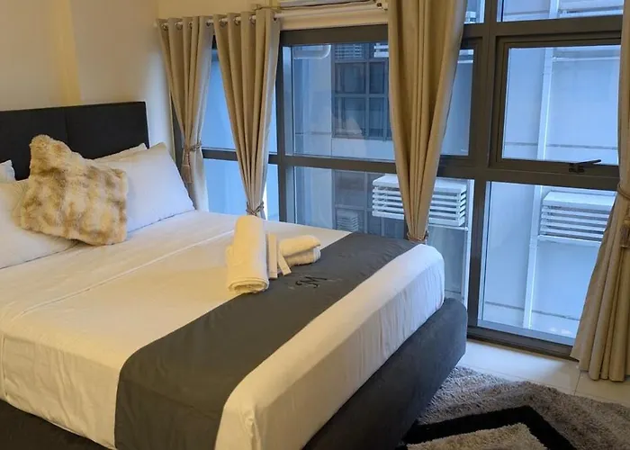 J&M Cozy Retreat - Mckinley Hill, Bgc
