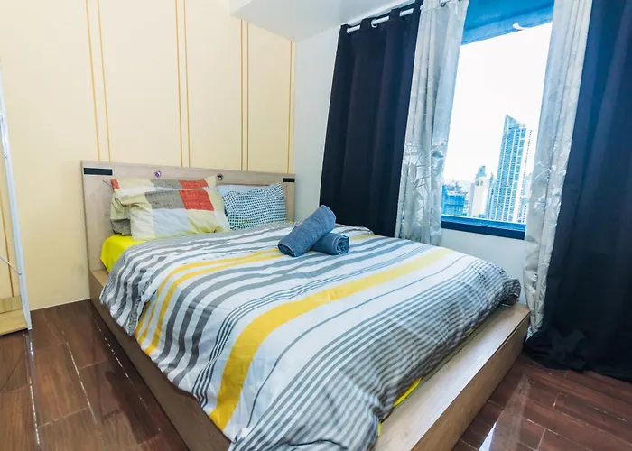 The Vibrant Condo Cool Stays 4254 Memorable Swim Gym Park Laugh