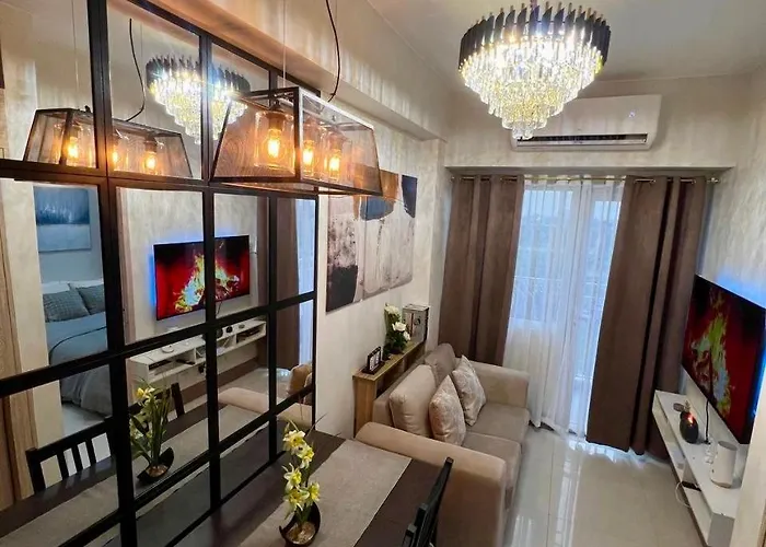 Field Residences - 2Br Condo In Paranaque City Near Naia Airport