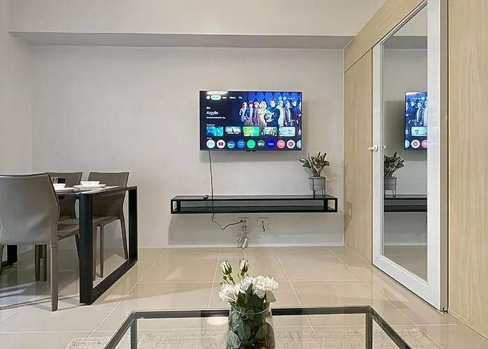 Jazz Mall Tower 4 Rm 323 Spacious 1 Bedroom With Balcony Netflix 100Mbps
