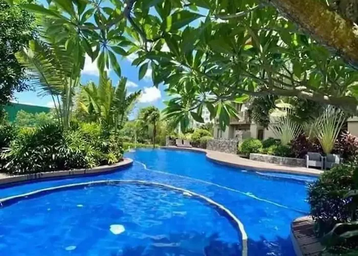 1Br Qc Furnished Condo Free Pool Access, Fast Wifi