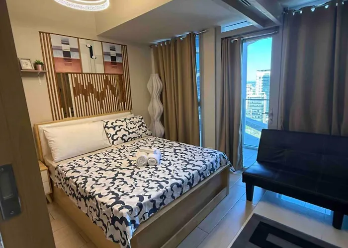 Nuhomes Staycation Escape At Uptown Parksuites Tower 2