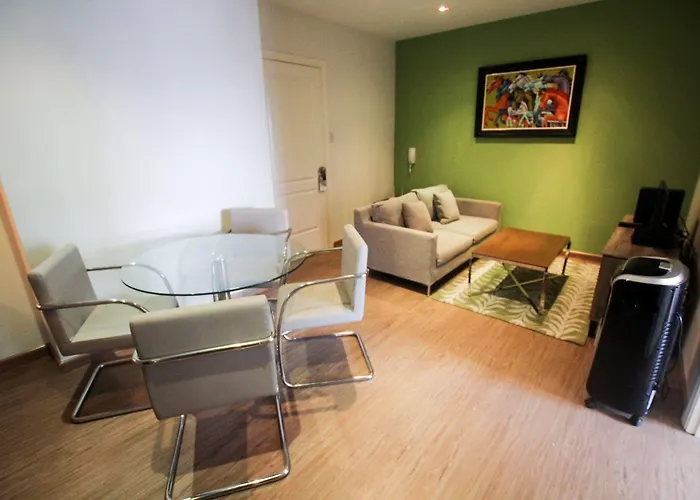 Siglo Suites @ The Gramercy Residences