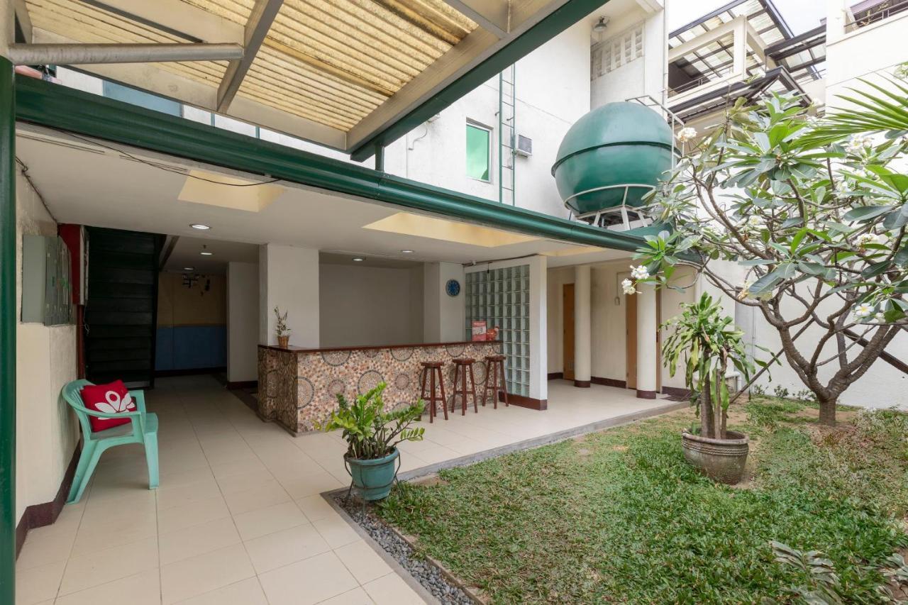 Zen 10th Ave Cubao Hotel