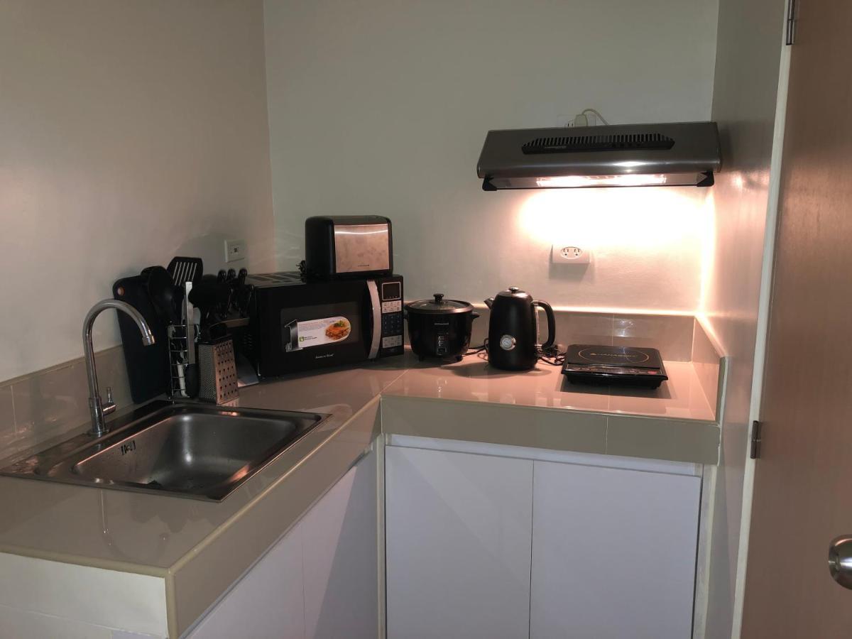 Quiet And Comfy Unit At Smdc Trees Residences Manila