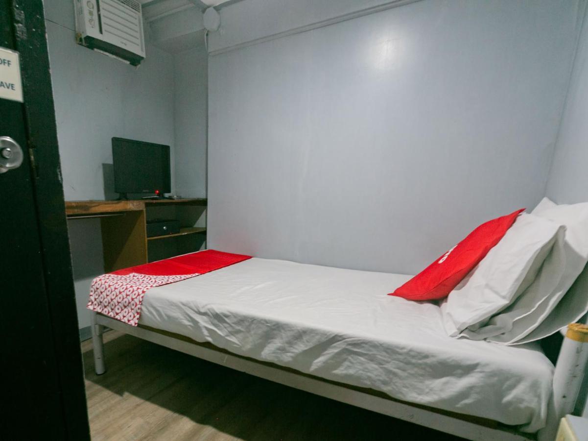 Hotel Oyo 722 Slouch 2*