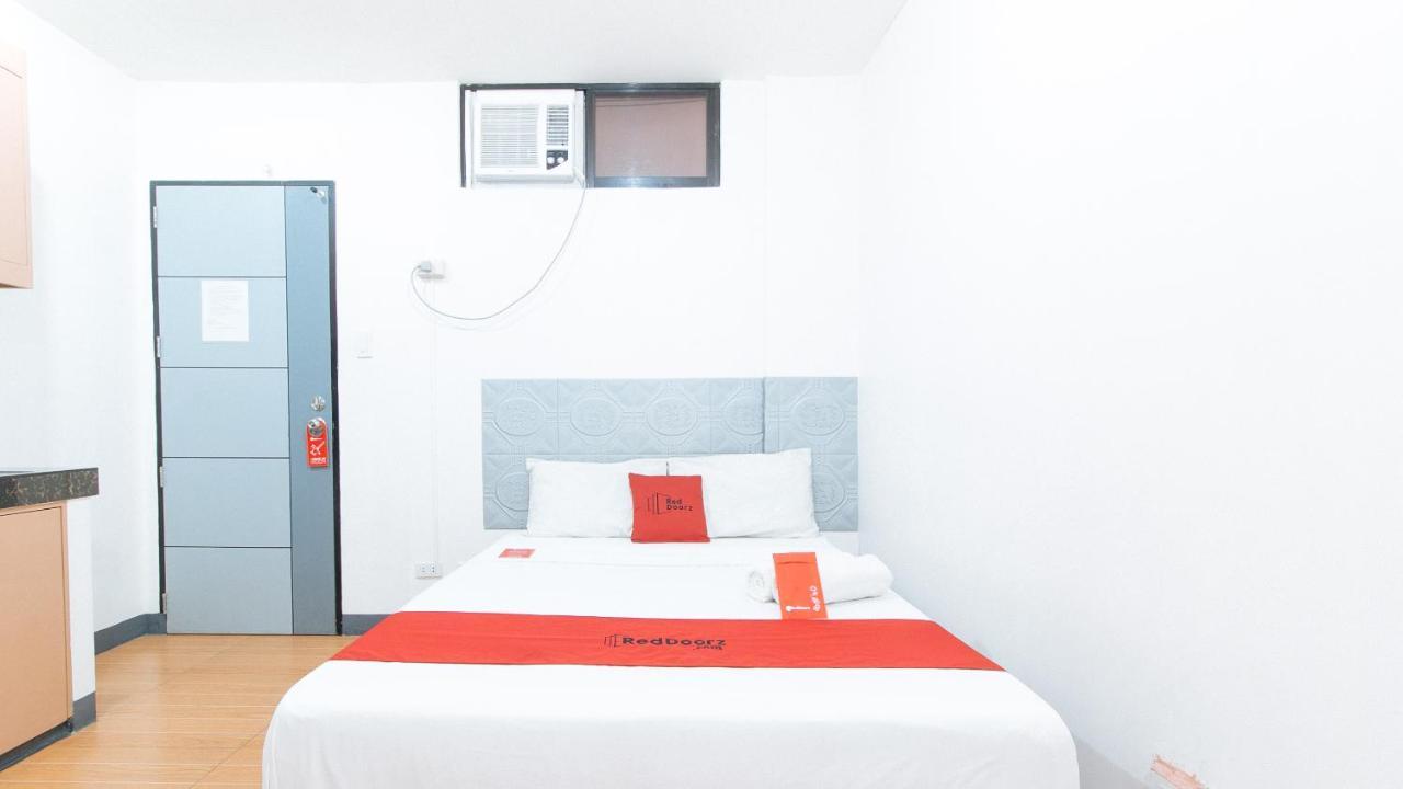 Homestay Reddoorz At Caa Road Pinas