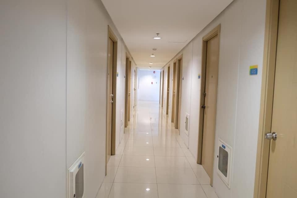 Aparthotel Cozy Staycation By Paris Manila