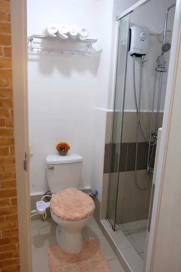Aparthotel Cozy Staycation By Paris Manila