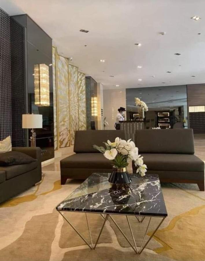 Family Staycation Fame 1508 Tower1 Manila