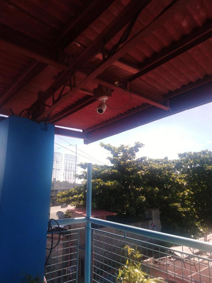 Naia Solano Transient * Manila