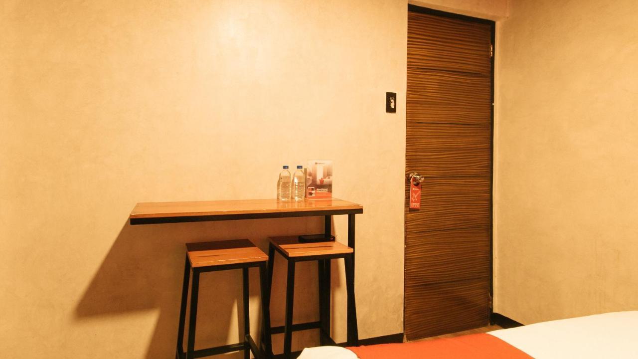 Reddoorz @ Good 101 Quiricada * Manila
