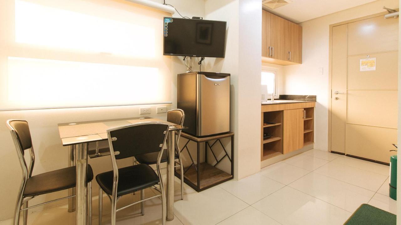 Hotel Jhocson Residences