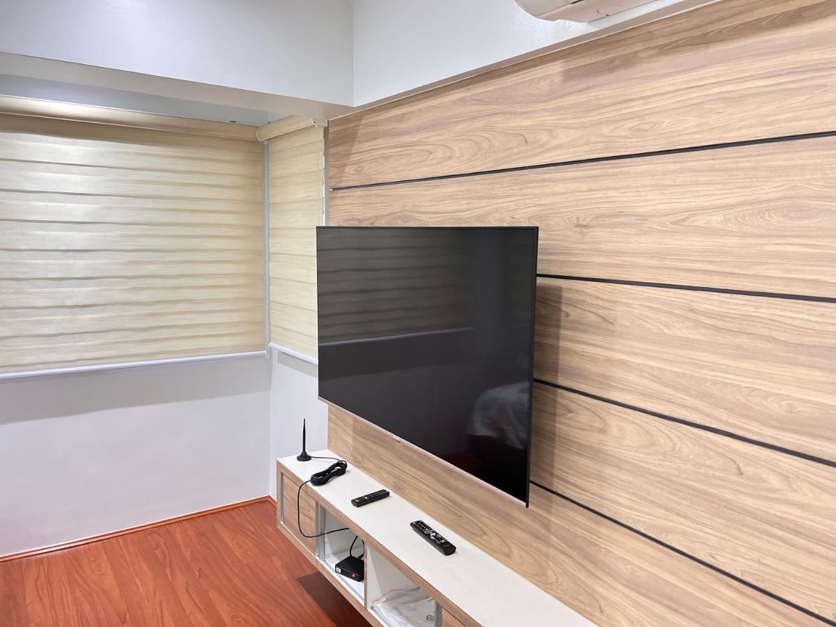 Antonios Place 2br Loft At Fort Victoria Bgc W/ Free Wifi & Netflix *