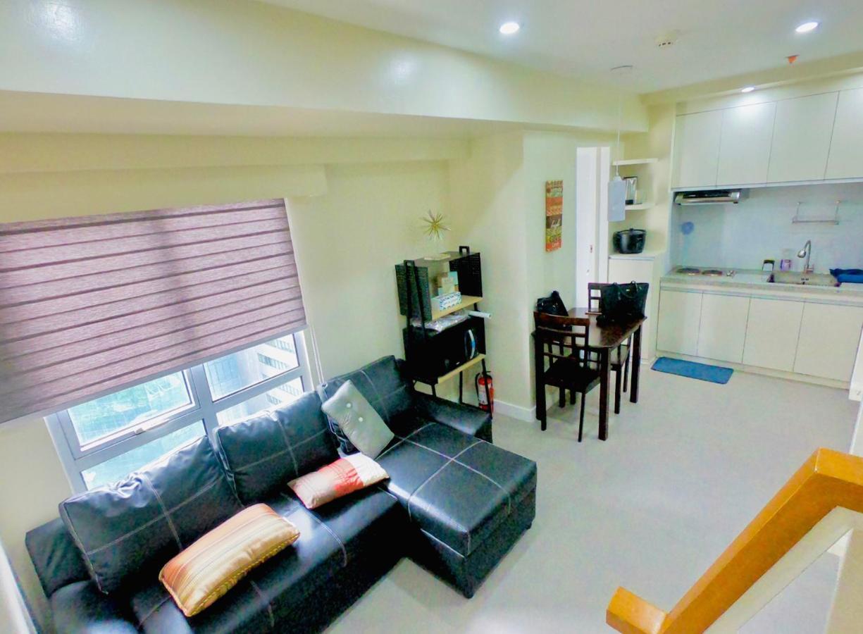 Apartment Antonios Place 2br Loft At Fort Victoria Bgc W/ Free Wifi & Netflix *
