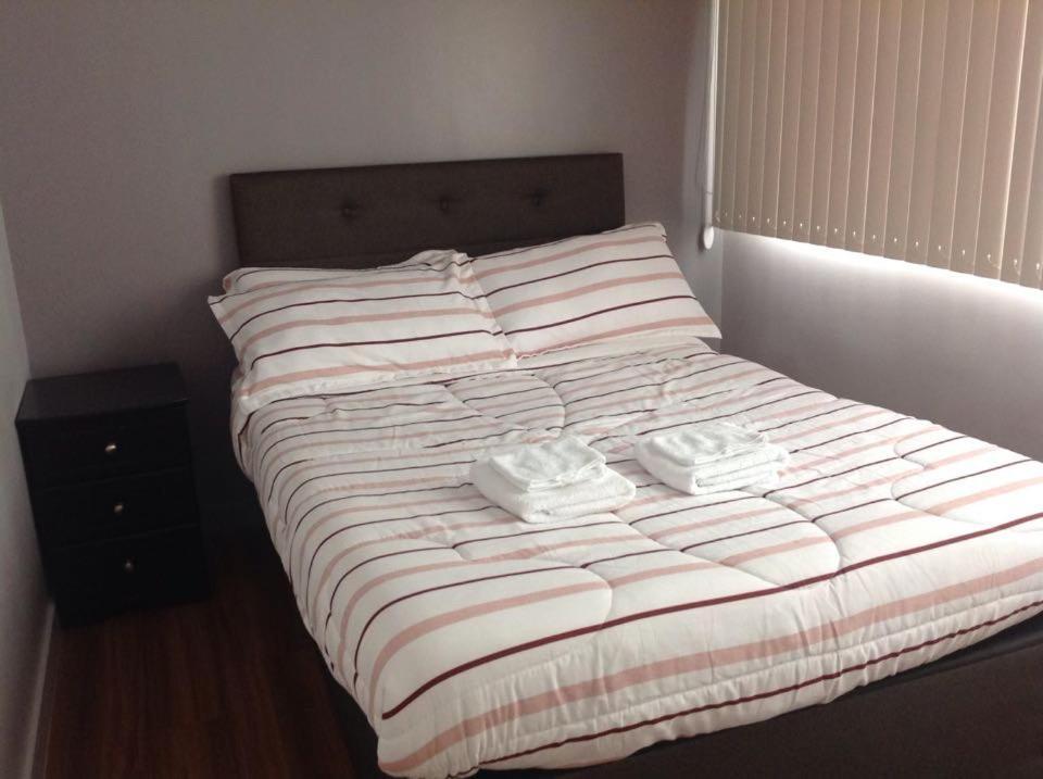 Antonios Place 2br Loft At Fort Victoria Bgc W/ Free Wifi & Netflix *