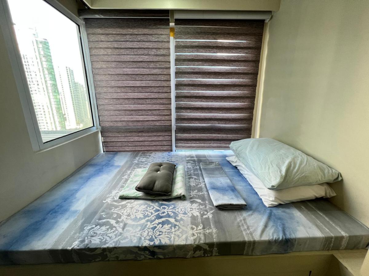 Apartment Antonios Place 2br Loft At Fort Victoria Bgc W/ Free Wifi & Netflix