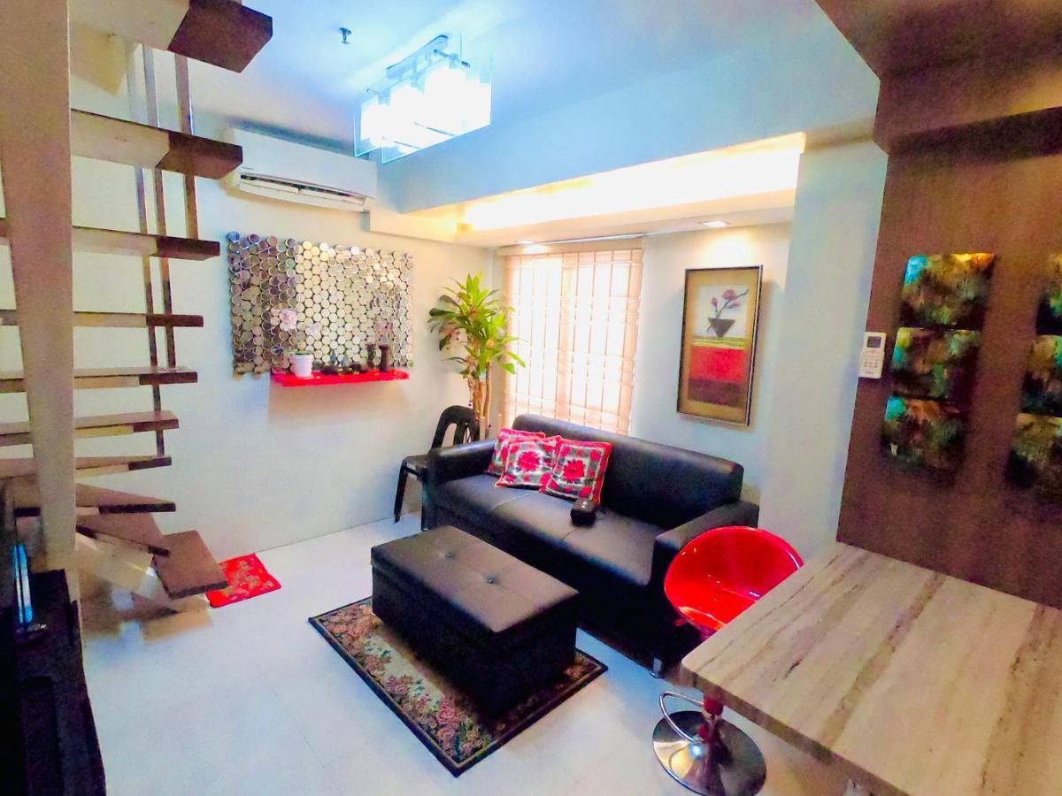 Antonios Place 2br Loft At Fort Victoria Bgc W/ Free Wifi & Netflix Apartment *