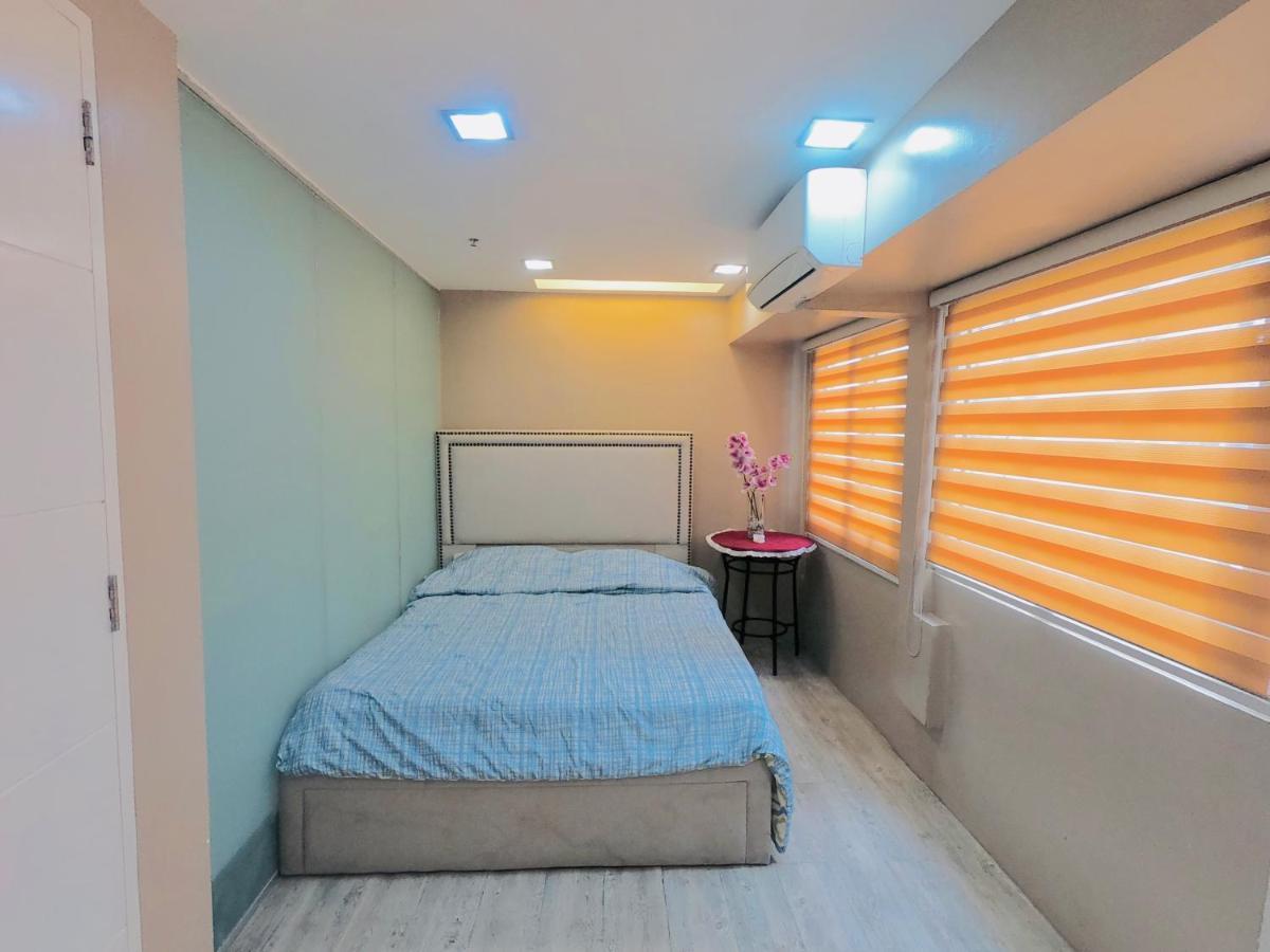Antonios Place 2br Loft At Fort Victoria Bgc W/ Free Wifi & Netflix Apartment *