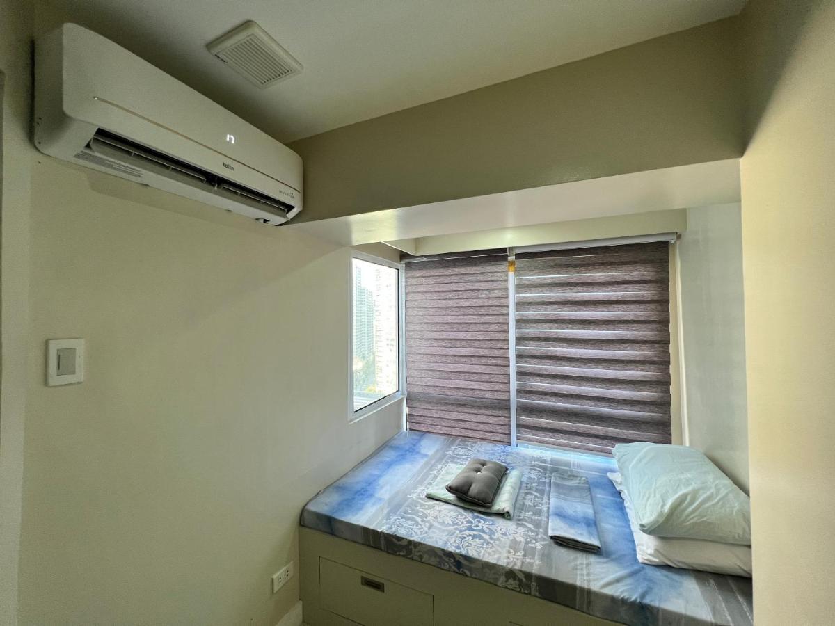 Antonios Place 2br Loft At Fort Victoria Bgc W/ Free Wifi & Netflix *