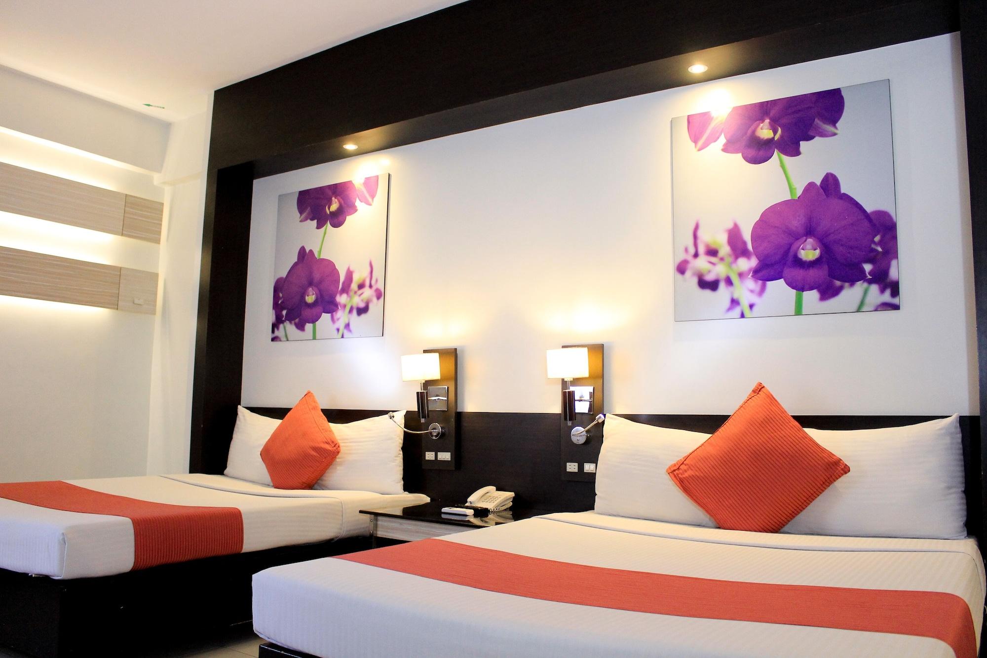 Executive Plaza Hotel