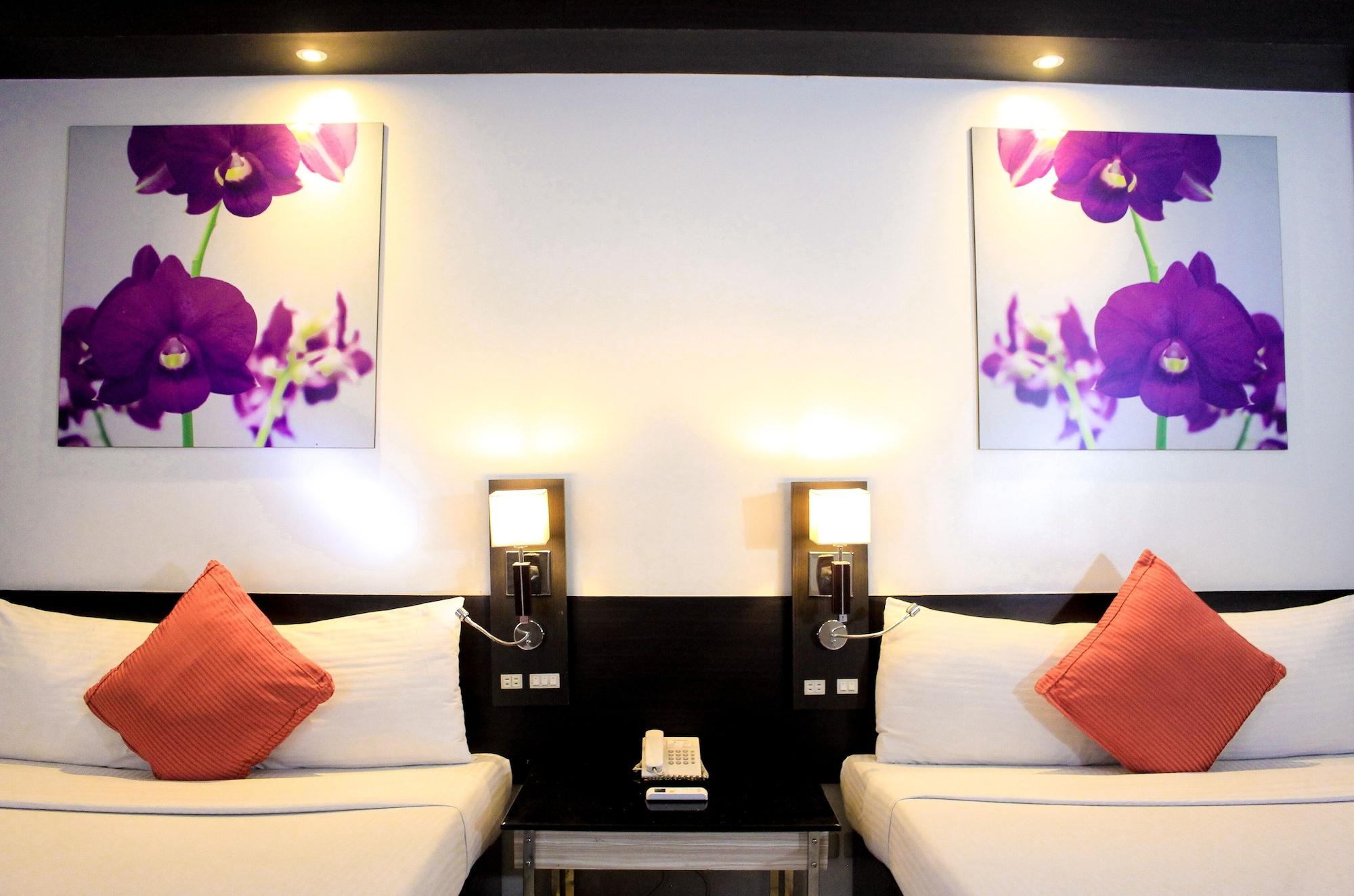 Executive Plaza Hotel