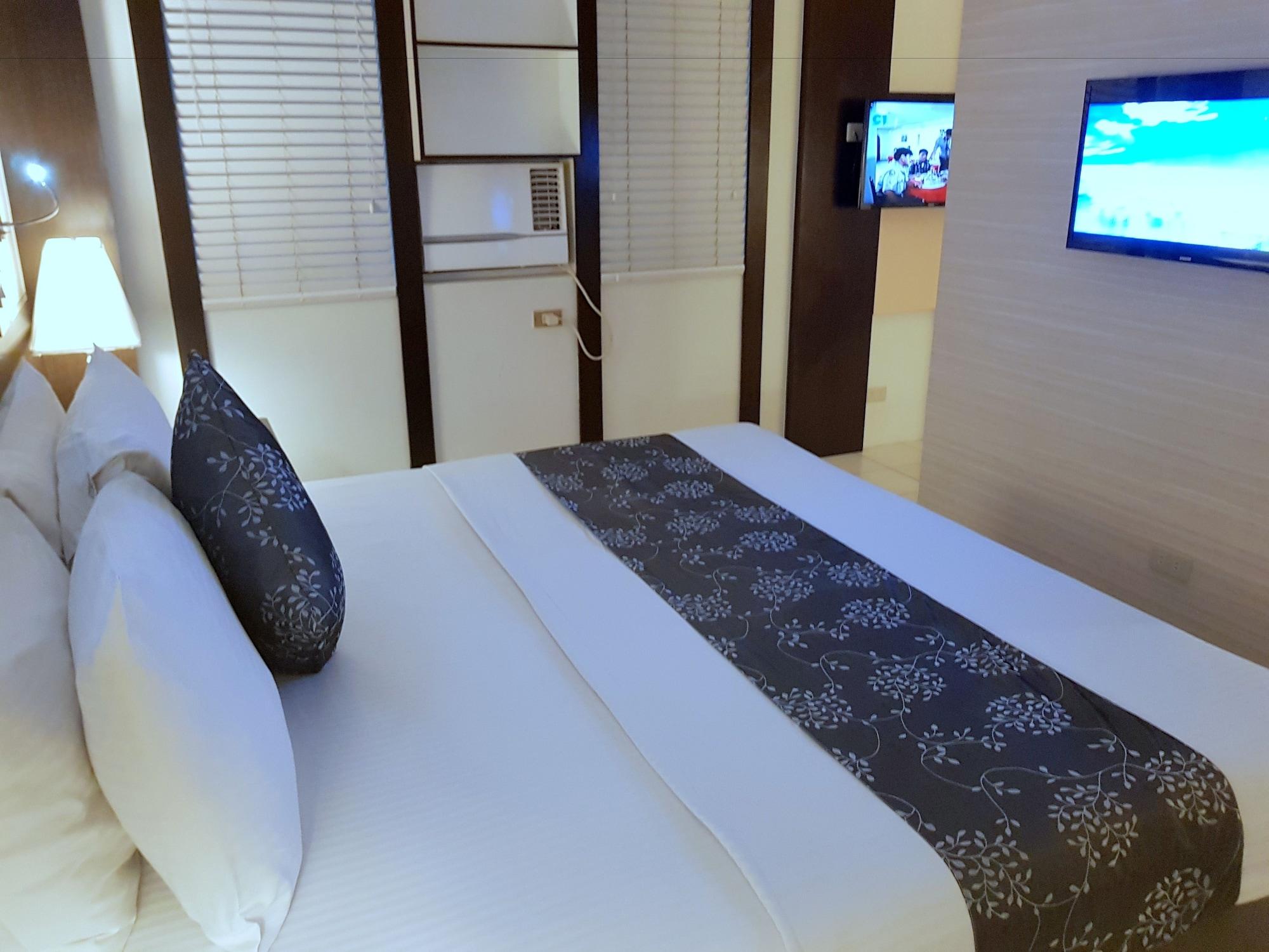 Executive Plaza Hotel 3*