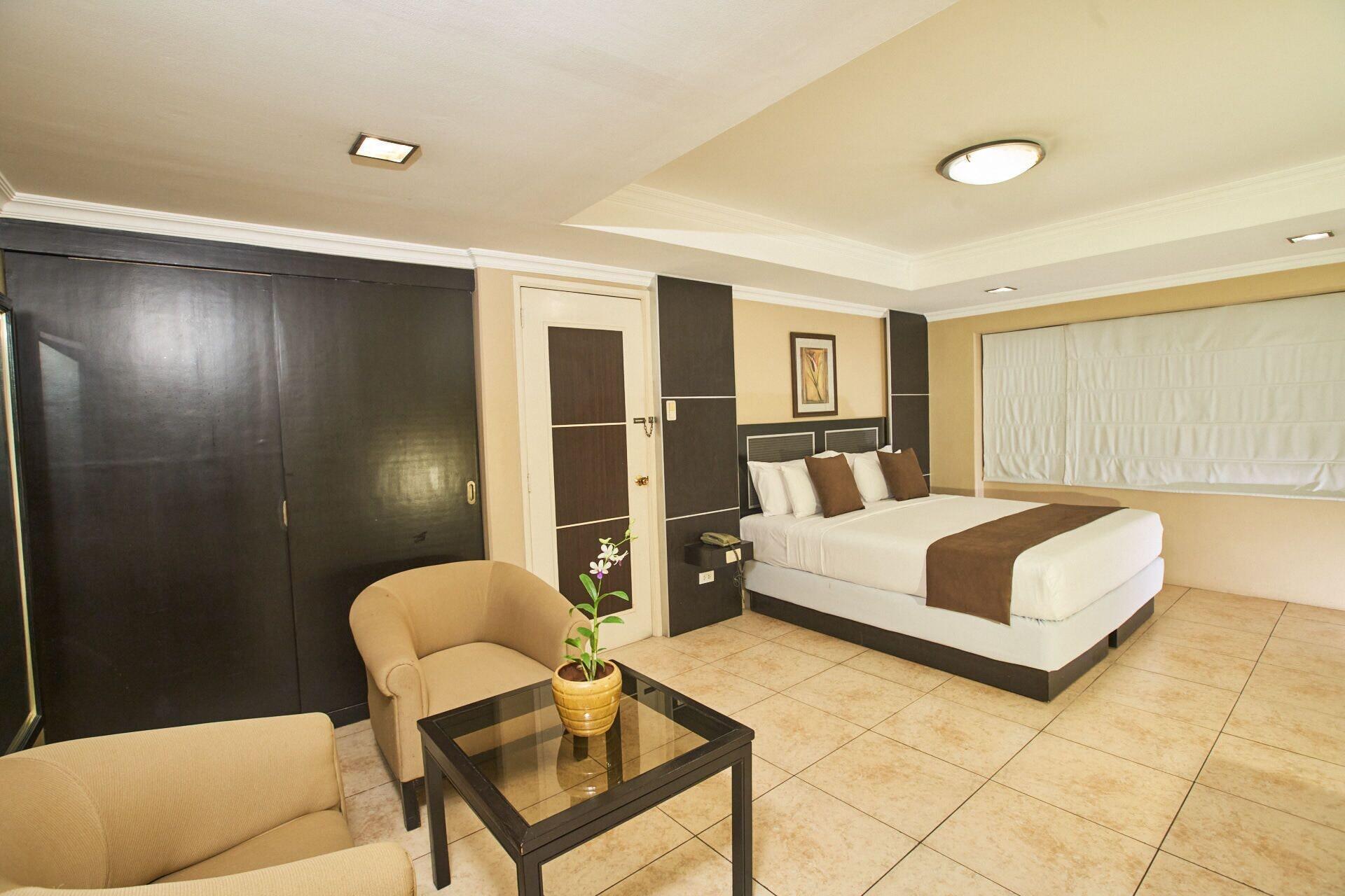 Hotel Orchid Garden