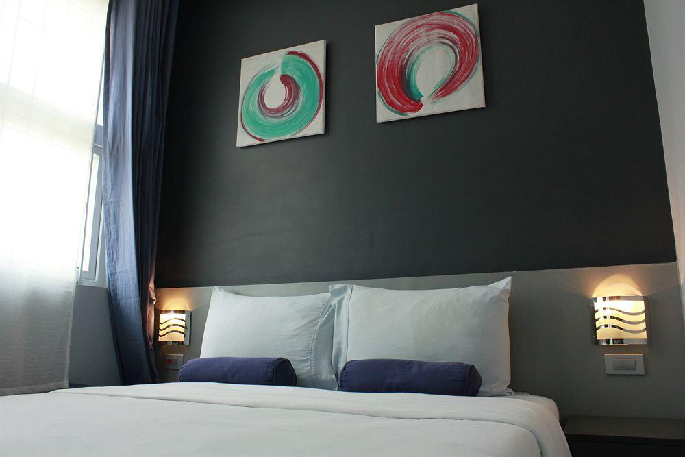 Li Nakpil 3* Manila